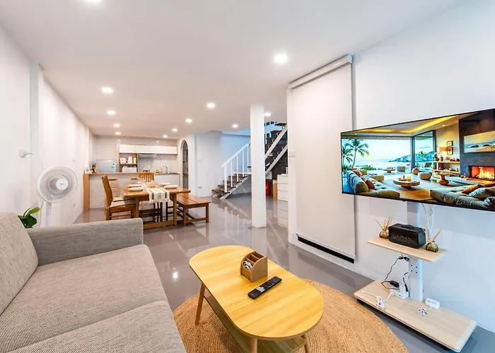 Modern Muji Style Townhouse Ari Area 公寓 *