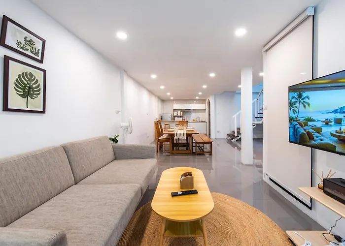 Modern Muji Style Townhouse Ari Area
