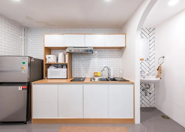 Modern Muji Style Townhouse Ari Area