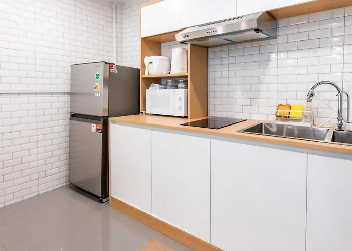 Modern Muji Style Townhouse Ari Area 公寓