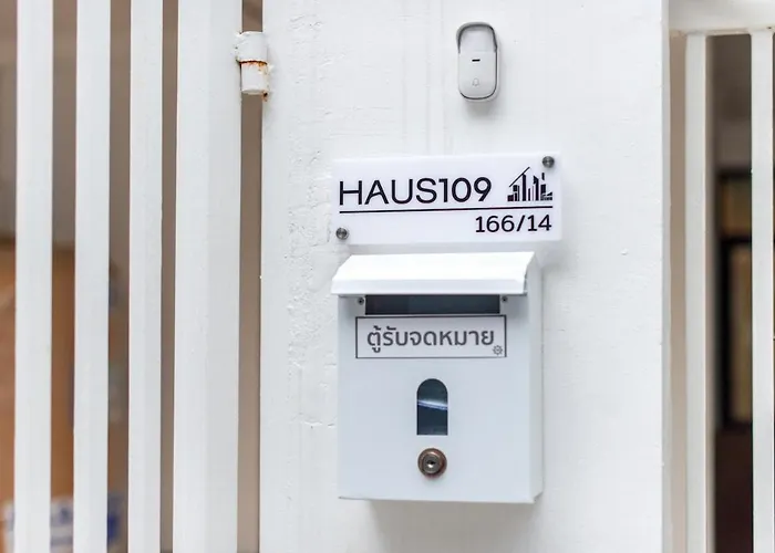Modern Muji Style Townhouse Ari Area 曼谷