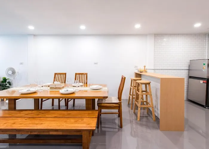 Modern Muji Style Townhouse Ari Area *