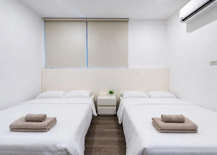 Modern Muji Style Townhouse Ari Area 公寓 *