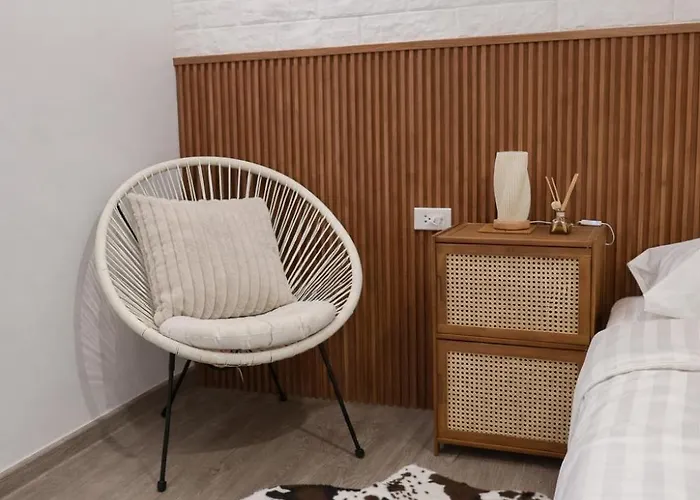 Modern Muji Style Townhouse Ari Area * 曼谷
